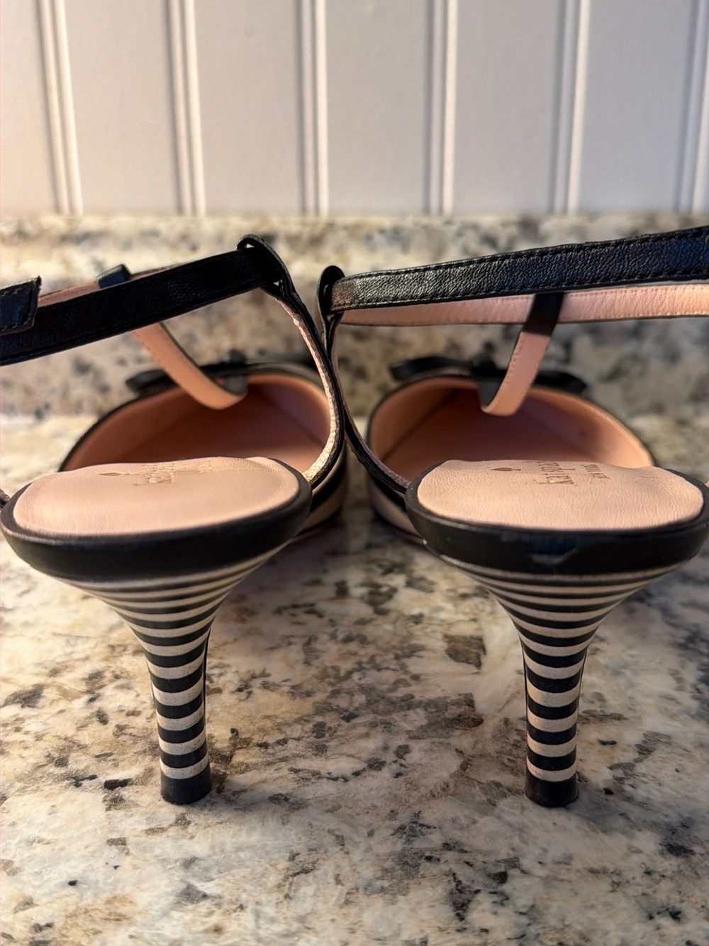 Kate Spade ♠️ beige and black T-strap pointed-toe bow pumps Ponoma Office Heels - Picture 6 of 11